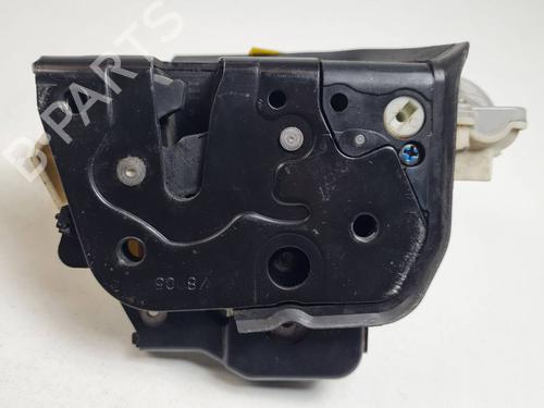 Serratura anteriore destra Serratura anteriore destra AUDI A3 Sportback (8PA) 1.9 TDI (105 hp) 36963398 36963398