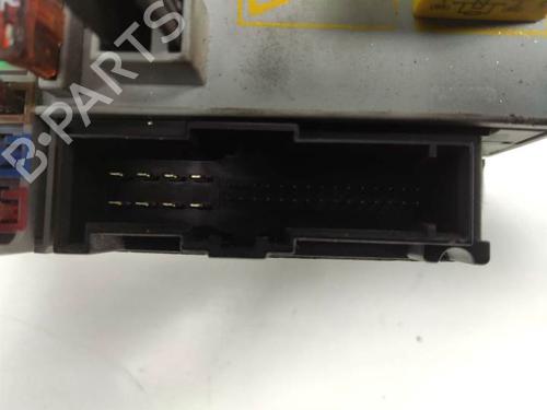 Fuse box OPEL ZAFIRA A MPV (T98) 1.8 16V (F75) | BP10678079E1 