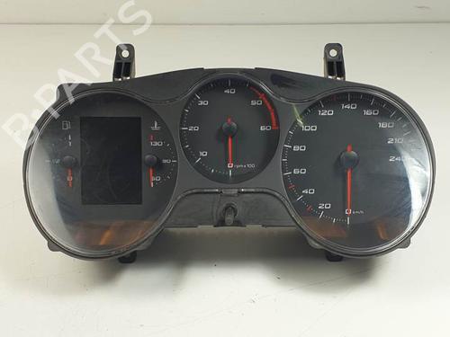 Used Instrument cluster SEAT ALTEA XL (5P5, 5P8) 1.6 TDI (105 hp) 28574286
