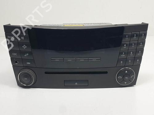 Used Radio Radio MERCEDES-BENZ E-CLASS (W211) E 200 Kompressor (211.042) (163 hp) 11571252 11571252