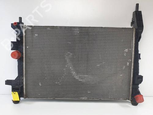 water-radiator-ford-focus-iii-2010-2011-2012-2013-2014-2015-2016-2017-2018-2019-2020-39020556 main image