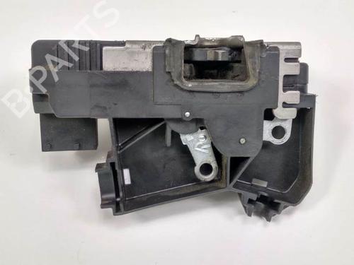 Front right lock OPEL VIVARO A Van (X83) 1.9 DTI (F7) | BP7511953C97 