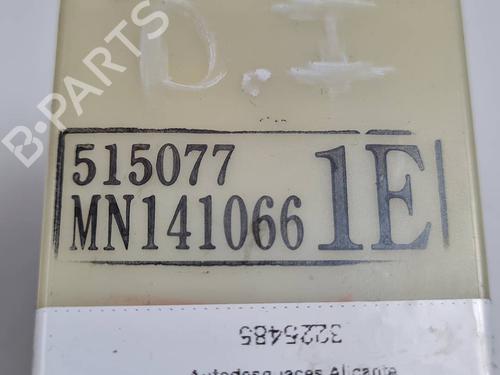 Left front window switch MITSUBISHI GRANDIS (NA_W) 2.0 DI-D (NA8W) | BP29849925I27 - Image 3