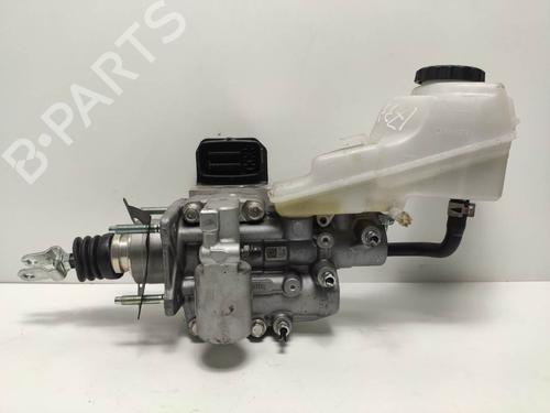 Used Brake master cylinder Brake master cylinder TOYOTA C-HR (_X1_) 1.8 Hybrid (ZYX10_, ZYX11_, ZYX10R, ZYX11R) (122 hp) 8891266 8891266
