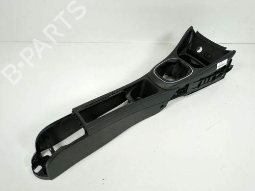 Armlæn Armlæn OPEL CORSA E (X15) 1.4 (08, 68) (90 hp) 7464862 7464862