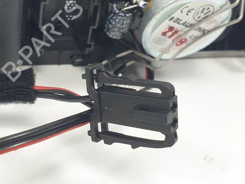 Rear right interior door handle VW TOUAREG (7LA, 7L6, 7L7) 3.0 V6 TDI | BP28027005I16 