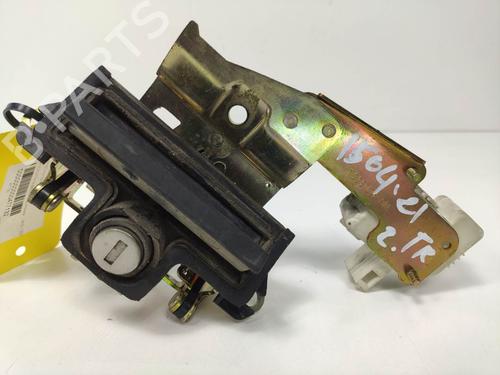 Used Tailgate handle Tailgate handle SKODA OCTAVIA I (1U2) 1.9 TDI (90 hp) 12533280 12533280