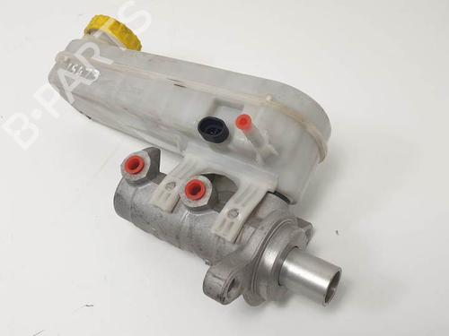 Used Brake master cylinder FIAT DUCATO Van (250_) 100 Multijet 2,2 D (100 hp) 25262860