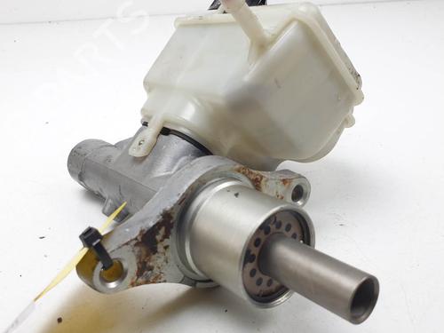 Used Brake master cylinder Brake master cylinder VW CADDY III Box Body/MPV (2KA, 2KH, 2CA, 2CH) 2.0 SDI (70 hp) 24989696 24989696