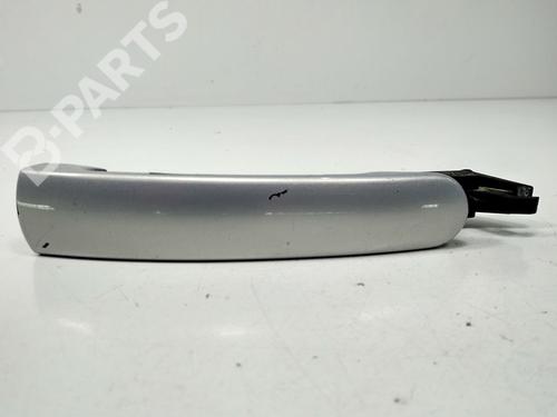 Used Rear right exterior door handle Rear right exterior door handle VW GOLF IV (1J1) 1.9 TDI (90 hp) 8526240 8526240