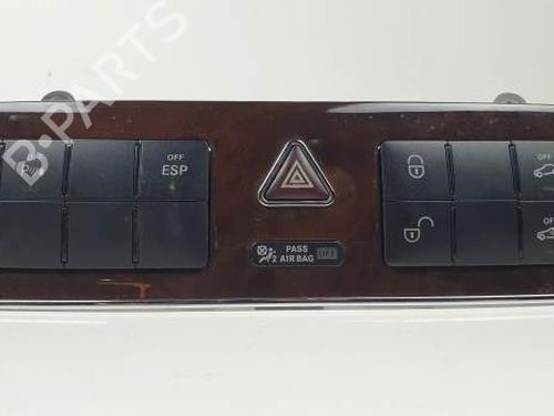 Used Warning switch MERCEDES-BENZ C-CLASS T-Model (S203) C 270 CDI (203.216) (170 hp) 27885046
