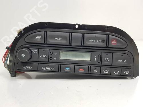 Used Climate control JAGUAR XJ (X308) 3.2 (237 hp) 8678998