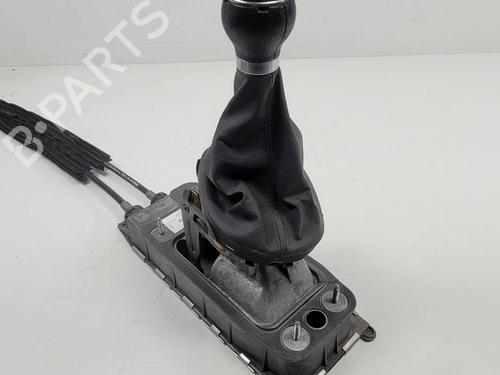Used Gear lever Gear lever VW TOURAN (1T1, 1T2) 2.0 TDI 16V (140 hp) 35749380 35749380