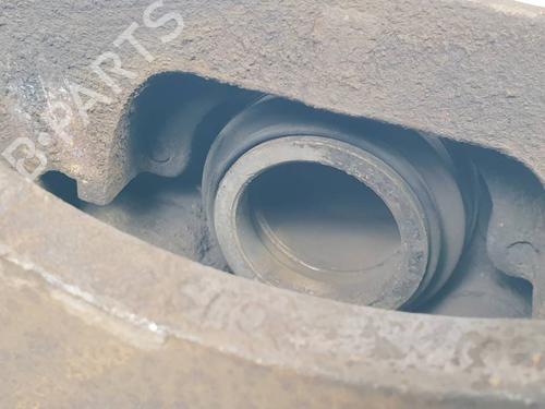 Right front brake caliper JAGUAR XF I (X250) 3.0 D | BP29964985M104