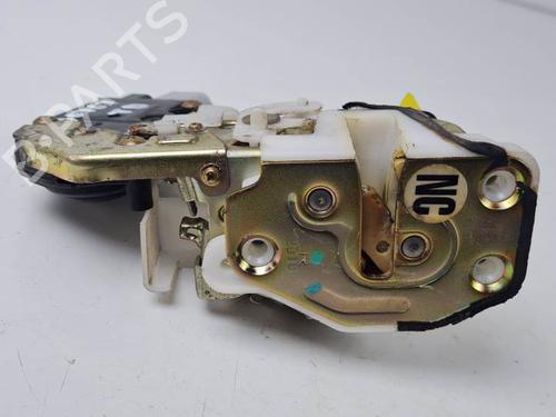 Cerradura puerta trasera derecha HONDA HR-V (GH_) 1.6 16V (GH1, GH3) (105 hp) 28065985