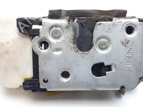Højre fortil lås FIAT DOBLO Box Body/MPV (223_) 1.3 D Multijet (75 hp) 24934005
