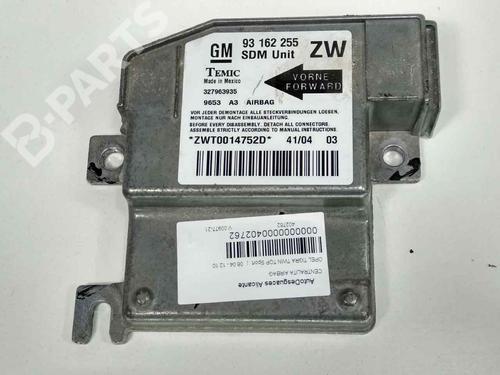 Used ECU airbags ECU airbags OPEL TIGRA (S93) 1.4 16V (F07) (90 hp) 8049475 8049475