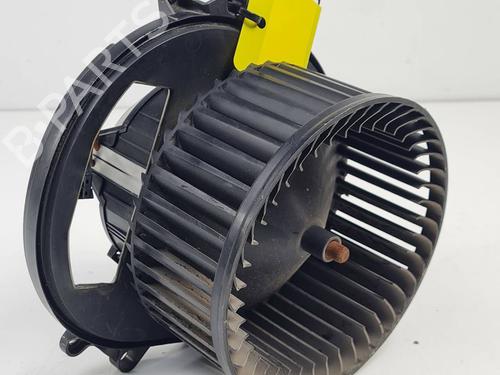 Ventilator motor Ventilator motor BMW 4 Coupe (F32, F82) 420 d (184 hp) 34516690 34516690