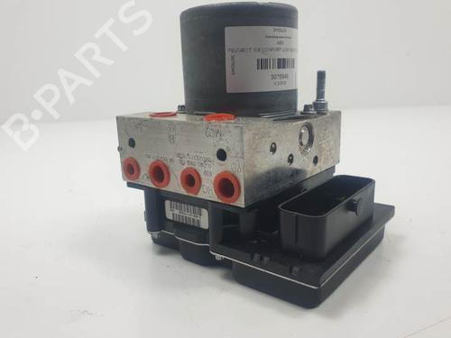Used ABS pump PEUGEOT 308 I (4A_, 4C_) 1.6 HDi (90 hp) 29245294