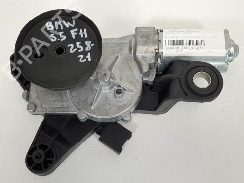 Used Rear wiper motor BMW 5 Touring (F11) 520 d (184 hp) 7176112