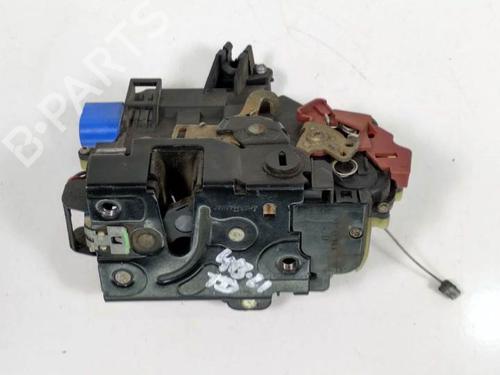 Used Rear right lock VW TOUAREG (7LA, 7L6, 7L7) 3.2 V6 (220 hp) 7303579