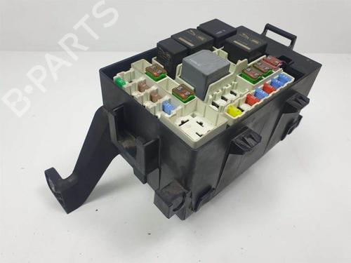 Used Fuse box Fuse box JAGUAR XE (X760) 2.0 D (180 hp) 10727860 10727860