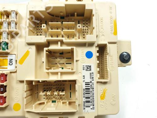 Fuse box HYUNDAI TUCSON (TL, TLE) 1.7 CRDi | BP25864207E1 