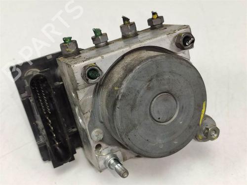 Used ABS pump ABS pump RENAULT MODUS / GRAND MODUS (F/JP0_) 1.5 dCi (FP0F, JP0F) (86 hp) 9964924 9964924