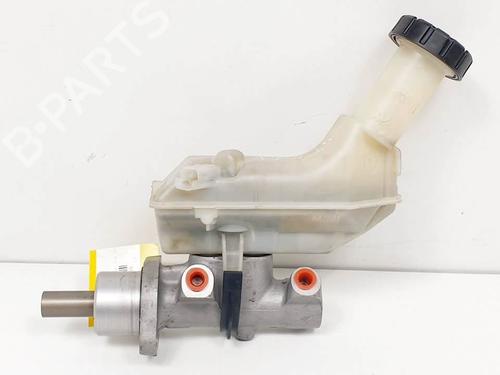 Used Brake master cylinder Brake master cylinder RENAULT MODUS / GRAND MODUS (F/JP0_) 1.2 (JP0C, JP0K, FP0C, FP0K, FP0P, JP0P, JP0T) (75 hp) 17164621 17164621