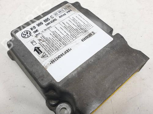 Used ECU airbags ECU airbags VW GOLF V (1K1) 1.9 TDI (105 hp) 34511838 34511838