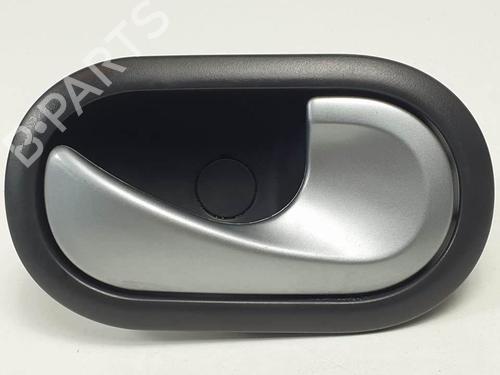 Used Front right interior door handle Front right interior door handle 25289547 25289547