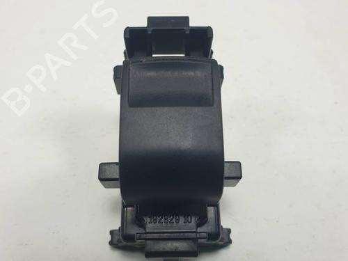 Used Left rear window switch Left rear window switch TOYOTA RAV 4 V (_A5_, _H5_) 2.5 Hybrid (AXAH52) (218 hp) 34516239 34516239