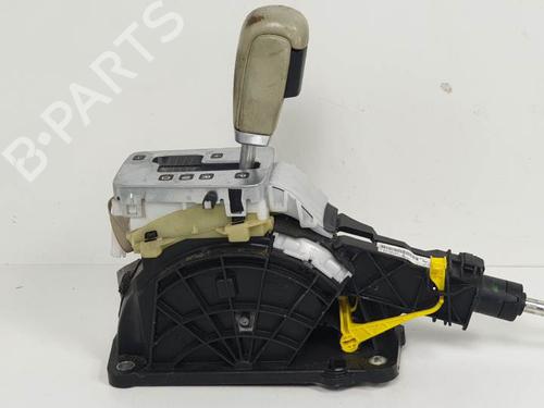 Used Gear lever VOLVO XC60 I SUV (156) D5 AWD (215 hp) 7406430