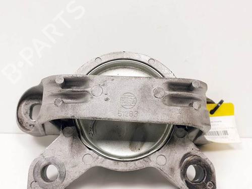 Used Engine mount FORD TOURNEO CONNECT 1.8 TDCi (90 hp) 16775639