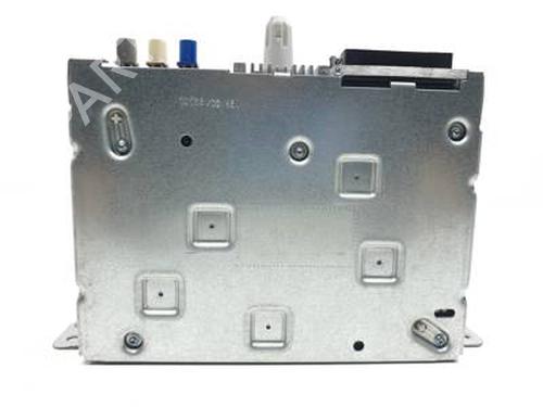 Radio PEUGEOT 2008 I (CU_) 1.2 THP 110 / PureTech 110 | BP30475830E6