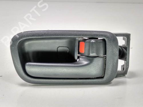 Used Front right interior door handle Front right interior door handle TOYOTA RAV 4 II (_A2_) 2.0 D 4WD (CLA20_, CLA21_, CLA20R, CLA21R) (116 hp) 8692608 8692608