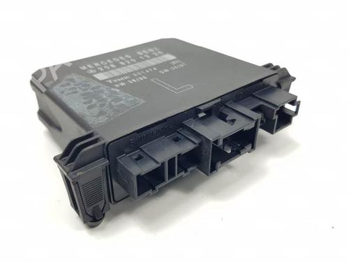 Used Comfort control module MERCEDES-BENZ CLK (C208) CLK 200 (208.335) (136 hp) 25117583