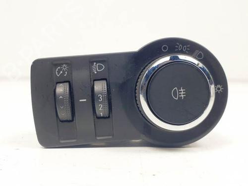Used Headlight switch OPEL ASTRA J Sports Tourer (P10) 1.7 CDTI (35) (110 hp) 16554381