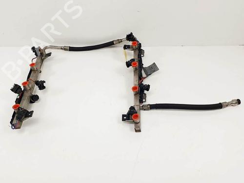 Used Injection rail Injection rail BMW 7 (E65, E66, E67) 745 i, Li (333 hp) 25121240 25121240