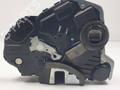 front-right-lock-toyota-c-hr-_x1_-2016-34517222 main image