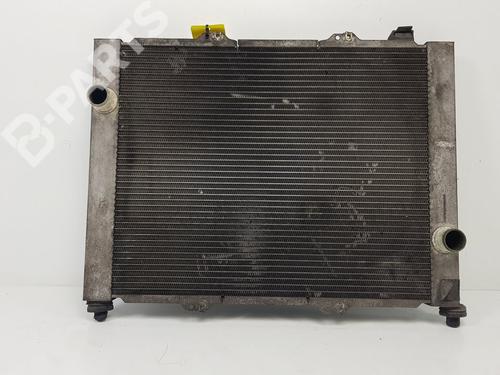 water-radiator-renault-clio-ii-bb_-cb_-1998-1999-2000-2001-2002-2003-2004-2005-2006-2007-2008-2009-2010-2011-2012-2013-2014-2015-2016-10068149 main image