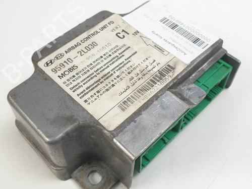 Used ECU airbags HYUNDAI i30 (FD) 1.6 CRDi (90 hp) 24930722