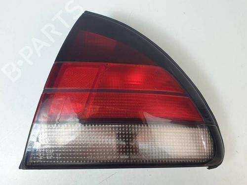 Used Right taillight Right taillight TOYOTA COROLLA (_E10_) 1.3 XLI 16V (EE101) (88 hp) 39929678 39929678