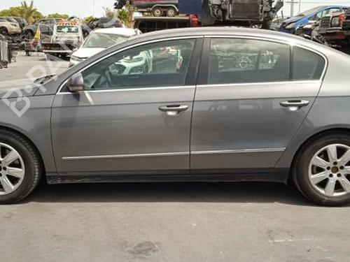 Left tailgate light VW PASSAT B6 (3C2) 2.0 TDI | BP16224517C79 