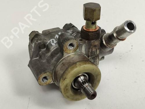 Used Steering pump Steering pump KIA CARENS II MPV (FJ) 2.0 CRDi (113 hp) 8932951 8932951