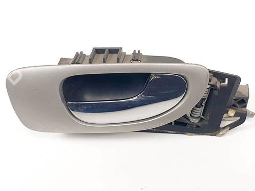 Used Rear right interior door handle Rear right interior door handle PEUGEOT 307 Break (3E) 1.6 16V (109 hp) 17463033 17463033