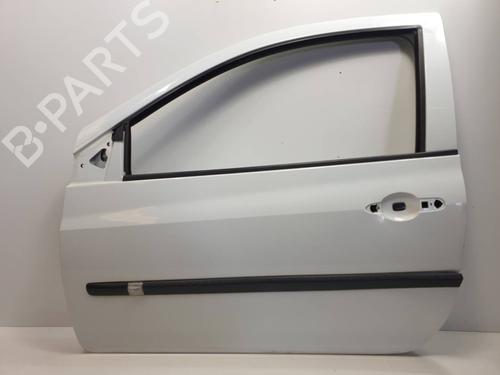 Used Left front door Left front door RENAULT CLIO III (BR0/1, CR0/1) 1.2 16V (BR02, BR0J, BR11, CR02, CR0J, CR11) (75 hp) 34611066 34611066