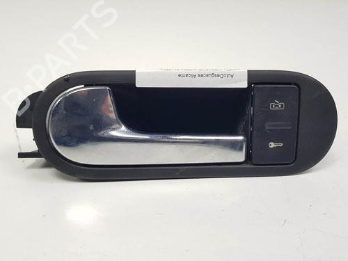 Used Front left interior door handle Front left interior door handle VW GOLF PLUS V (5M1, 521) 1.9 TDI (105 hp) 11682253 11682253