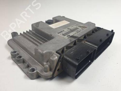 Used Engine control unit (ECU) HYUNDAI i30 Estate (FD) 1.6 CRDi (128 hp) 30998442