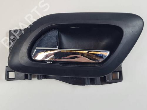 Used Rear left interior door handle Rear left interior door handle PEUGEOT 5008 (0U_, 0E_) 1.6 BlueHDi 120 (120 hp) 34512279 34512279
